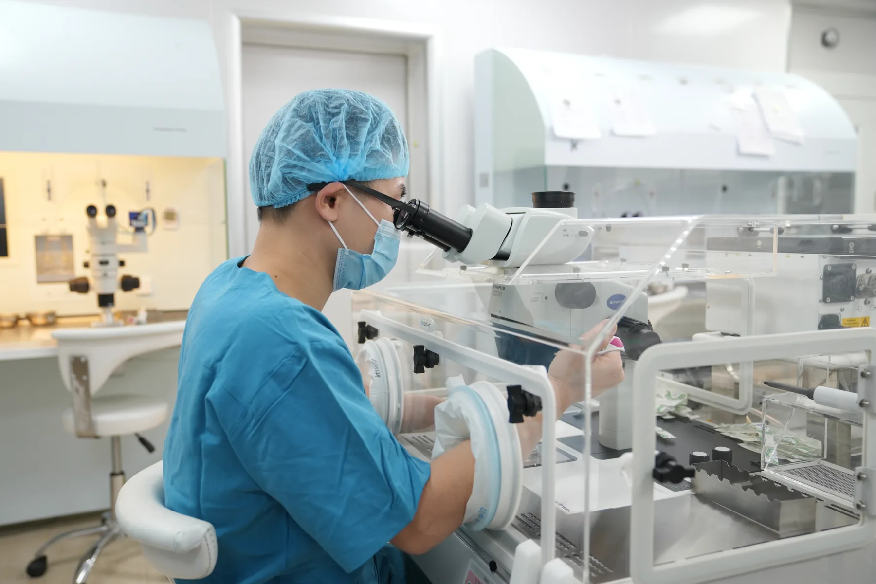 Kính hiển vi đảo ngược